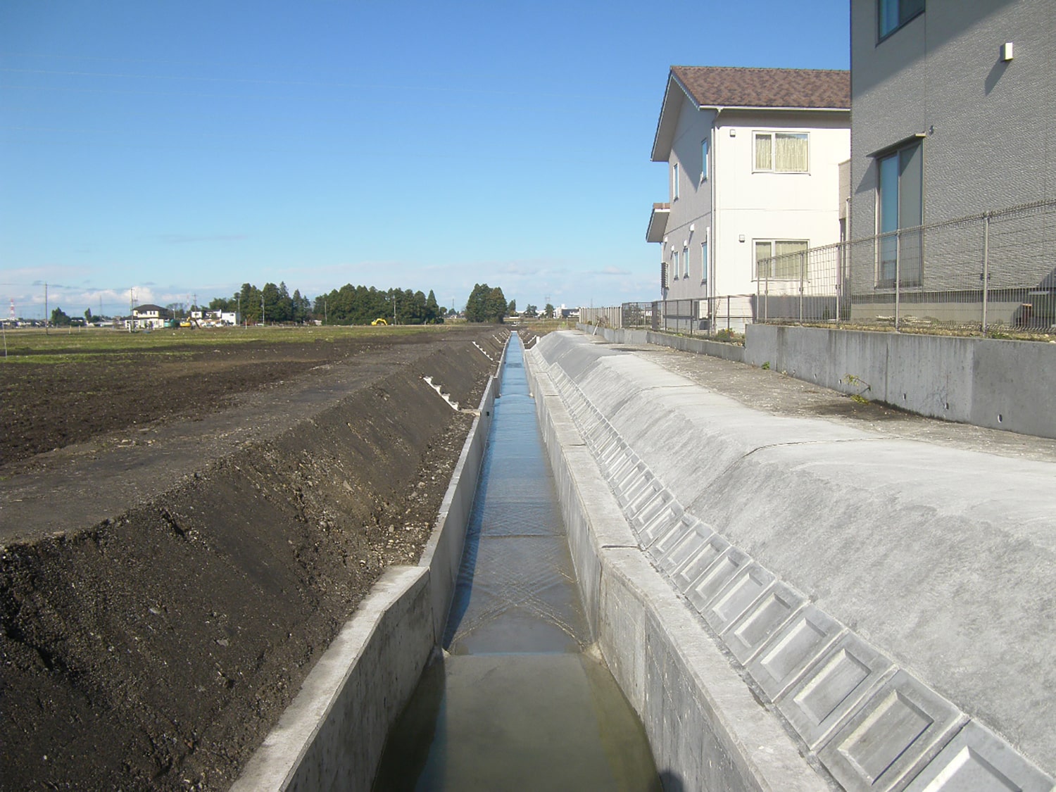 土地改良総合整備浦田地区Ｔ－２－１号排水路外１路線工事